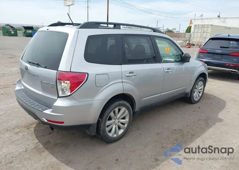 2012 Subaru Forester 2.5X Premium из США, поврежденный, VIN JF2SHBCC9CH410709